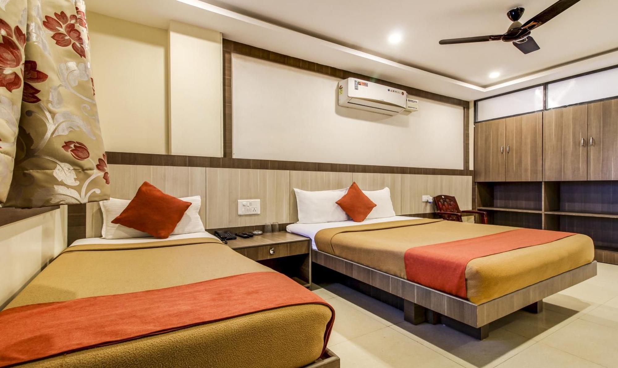 Hotel Neem Tree Hyderabad Airport Shamshabad Exterior photo