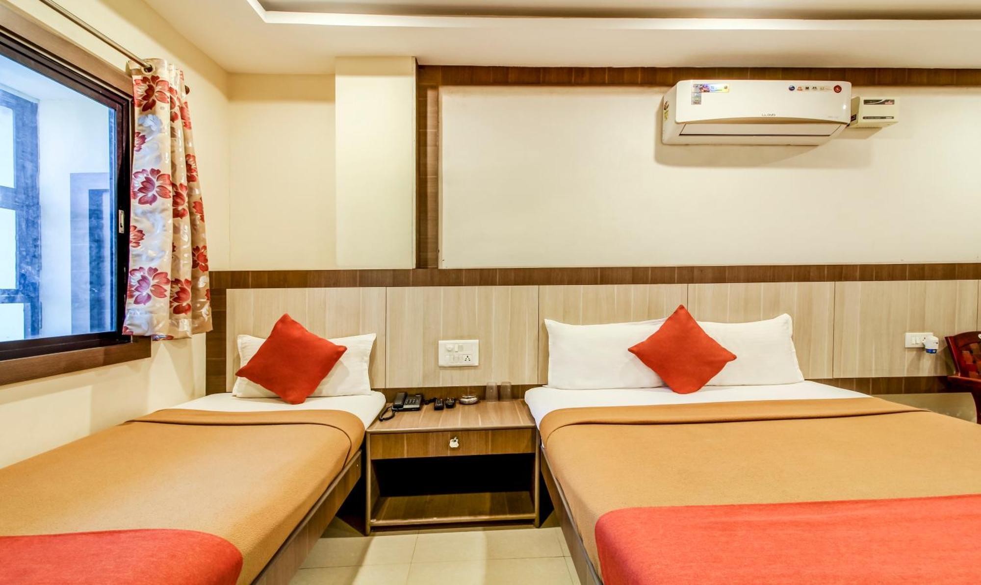 Hotel Neem Tree Hyderabad Airport Shamshabad Exterior photo