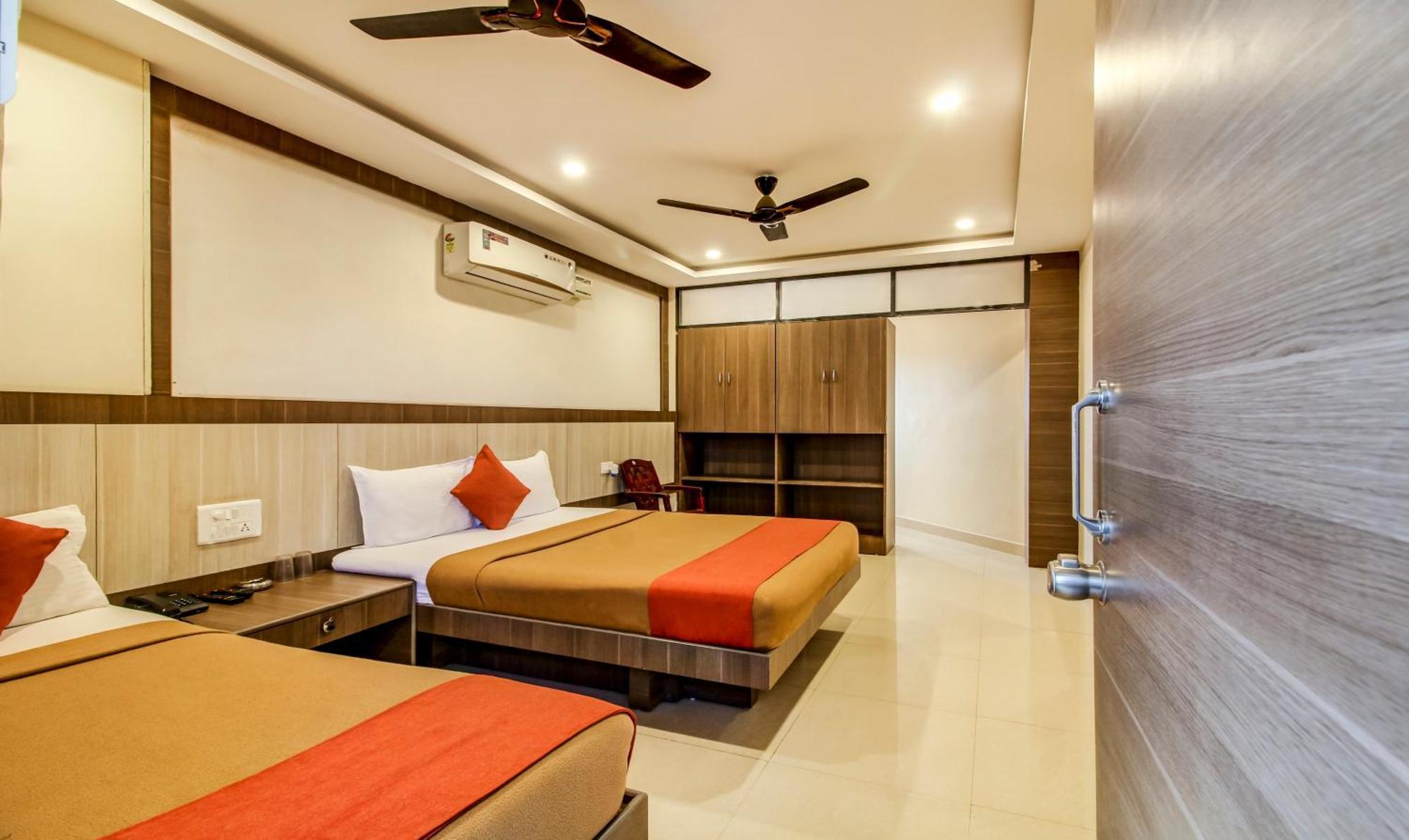 Hotel Neem Tree Hyderabad Airport Shamshabad Exterior photo
